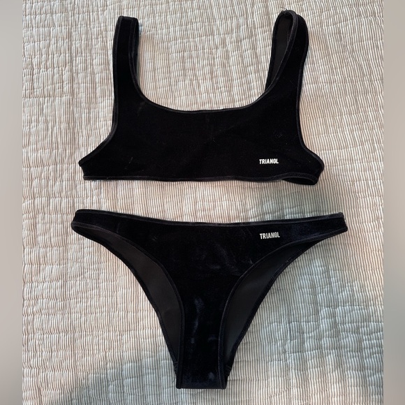 Triangl Swimwear Swim Triangl Bikini Set Black Suede Size Xs Both